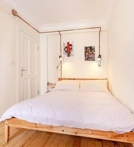 Location With 2 Bedrooms * Istanbul