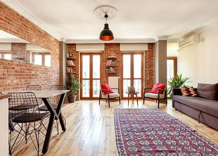 Location With 2 Bedrooms Apartamento Estambul