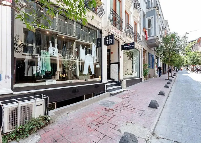 Lejlighed Location With 2 Bedrooms