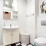Апартаменты Location With 2 Bedrooms
