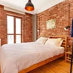 Апартаменты Location With 2 Bedrooms *